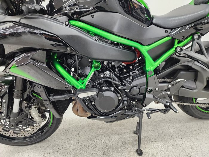 2022 Kawasaki Z H2 (ZR1000K) Green