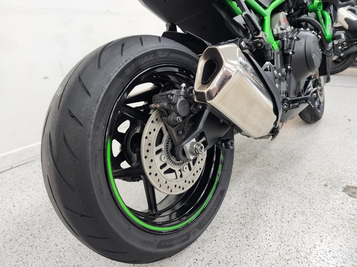 2022 Kawasaki Z H2 (ZR1000K) Green