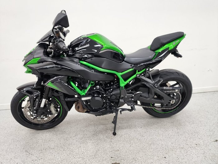 2022 Kawasaki Z H2 (ZR1000K) Green
