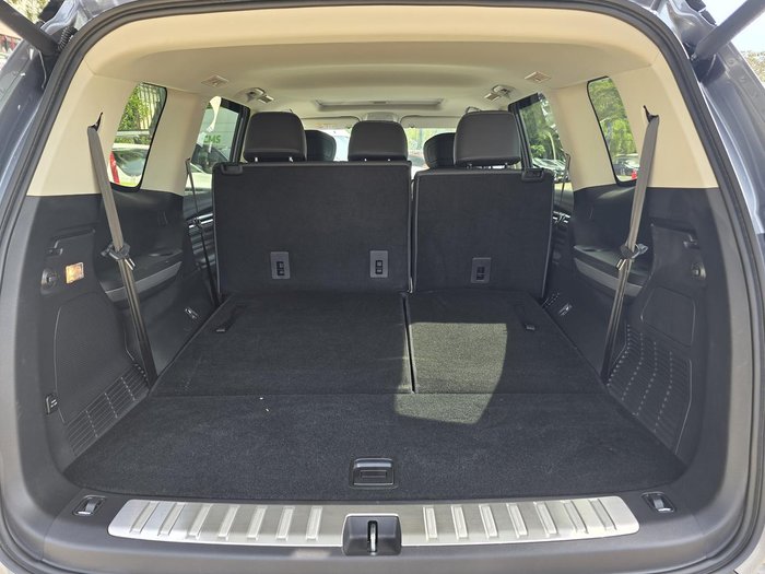 2025 LDV D90 Executive