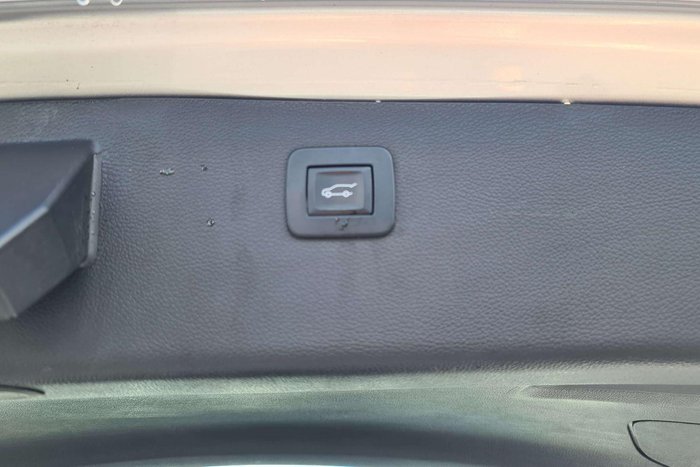 2017 Holden Astra LT