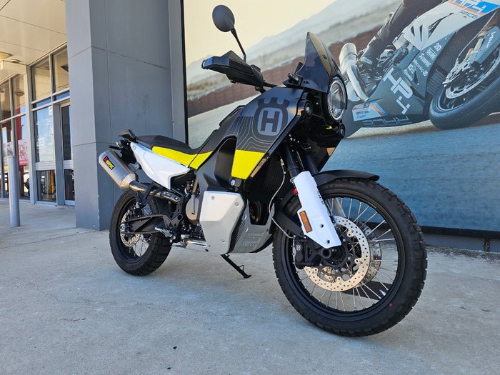 2022 HUSQVARNA NORDEN 901 Black