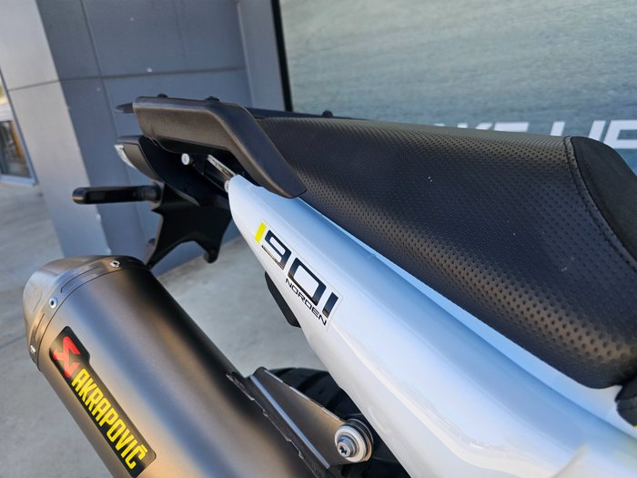 2022 HUSQVARNA NORDEN 901 Black