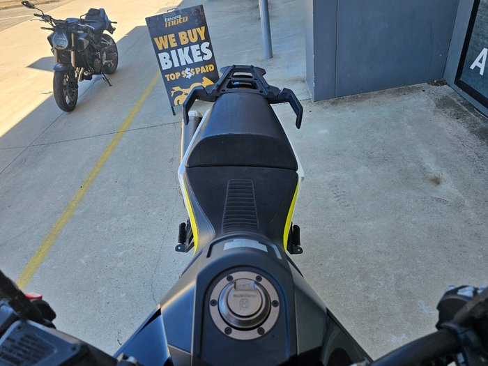 2022 HUSQVARNA NORDEN 901 Black