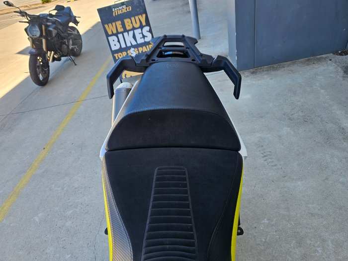 2022 HUSQVARNA NORDEN 901 Black