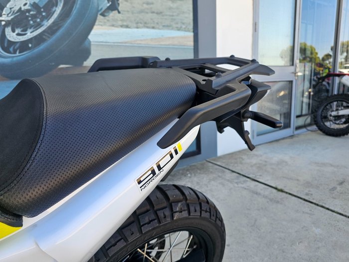 2022 HUSQVARNA NORDEN 901 Black