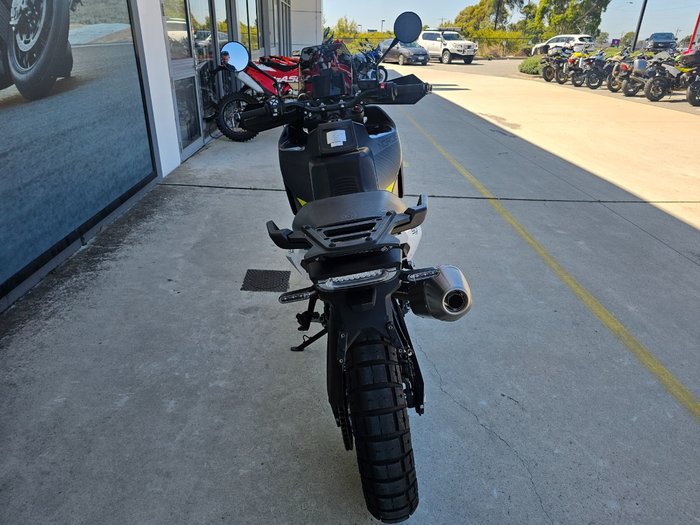 2022 HUSQVARNA NORDEN 901 Black