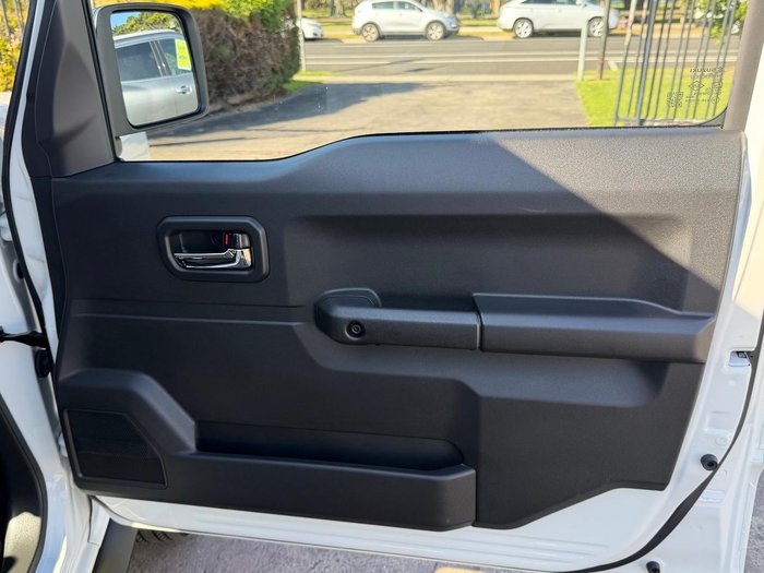 2026 Suzuki Jimny XL JJ 4X4 Dual Range Arctic White Pearl