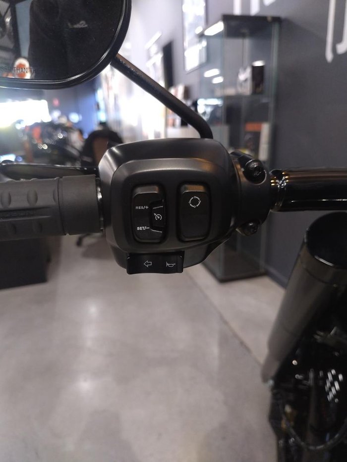 2025 Harley-Davidson Breakout 117 (FXBR) Softail Black