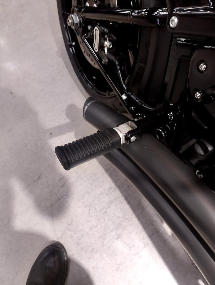 2025 Harley-Davidson Breakout 117 (FXBR) Softail Black