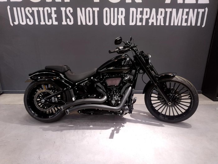 2025 Harley-Davidson Breakout 117 (FXBR) Softail Black