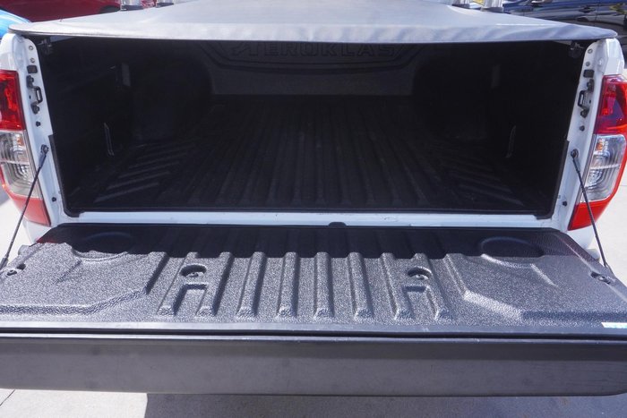 2017 Nissan Navara ST