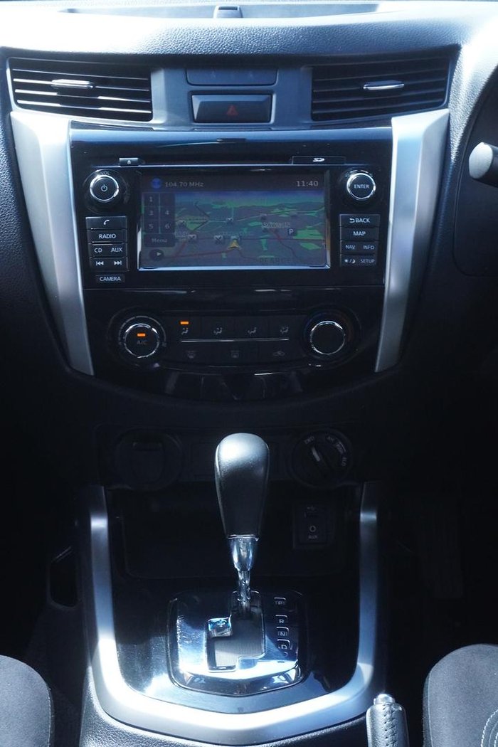 2017 Nissan Navara ST