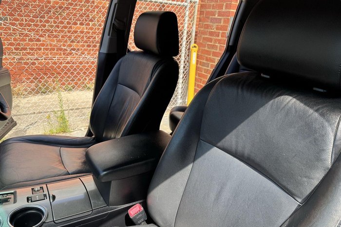 2009 Toyota Kluger KX-S GSU45R AWD Graphite