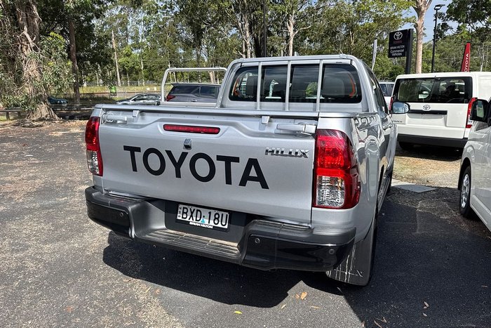 2025 Toyota Hilux SR 48V GUN126R 4X4 Dual Range Stunning Silver