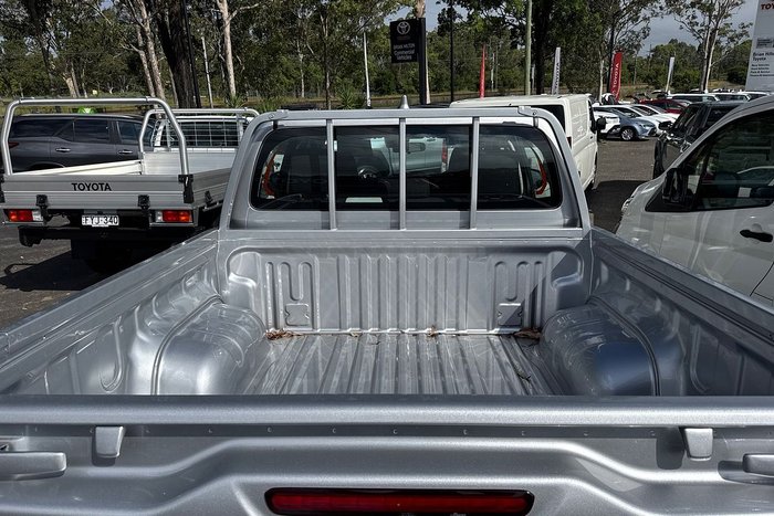 2025 Toyota Hilux SR 48V GUN126R 4X4 Dual Range Stunning Silver