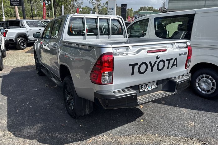 2025 Toyota Hilux SR 48V GUN126R 4X4 Dual Range Stunning Silver