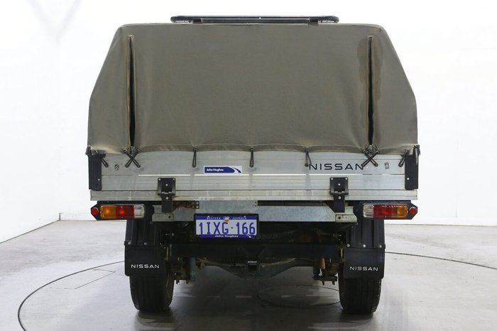 2021 Nissan Navara SL