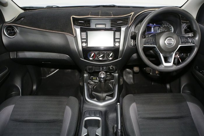 2021 Nissan Navara SL