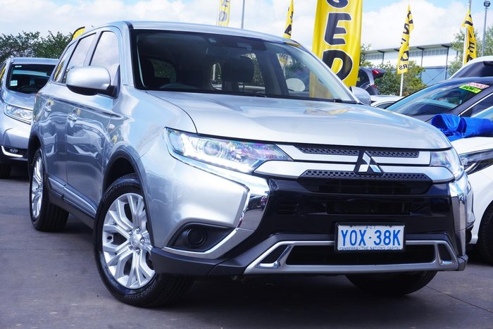 2020 Mitsubishi Outlander ES