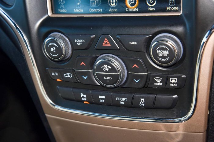 2017 Jeep Grand Cherokee Laredo