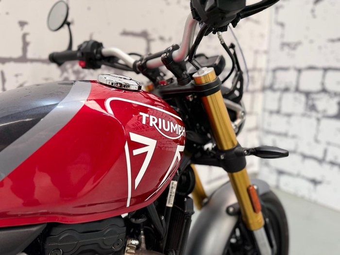 2025 Triumph Speed 400 Speed Four Red