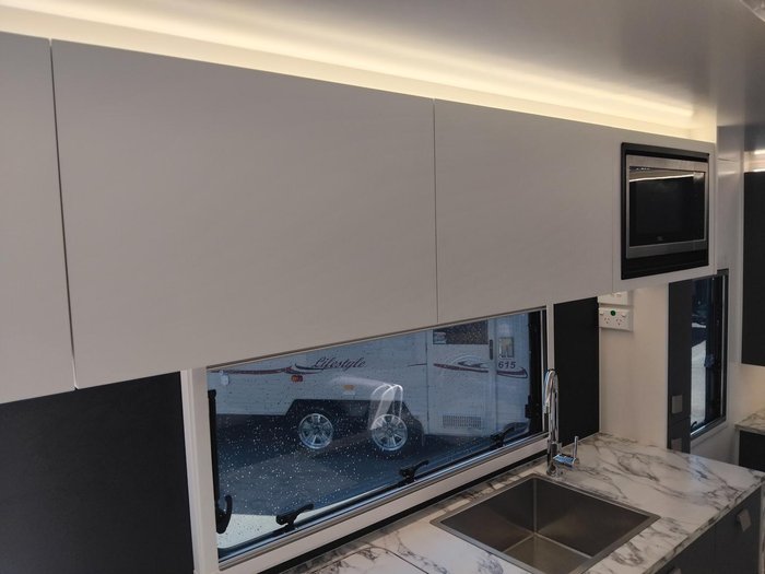 2026 New Age Caravans Manta Ray 18Ft Couples My26 Full Composite- Crazy Price!