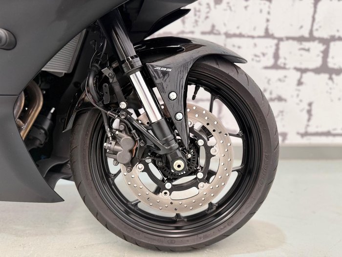 2023 Yamaha YZF-R3 R3 Black