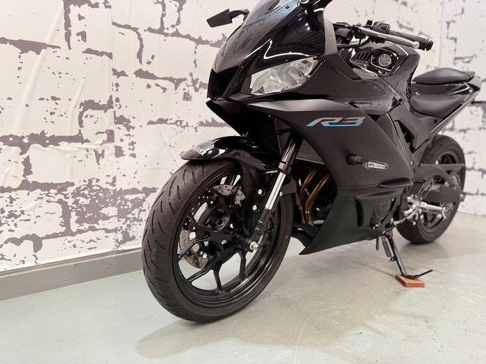 2023 Yamaha YZF-R3 R3 Black