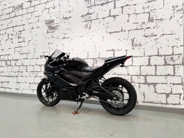 2023 Yamaha YZF-R3 R3 Black