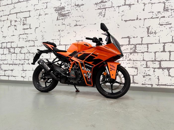 2023 KTM RC 390 GP Edition RC Orange