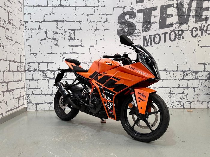 2023 KTM RC 390 GP Edition RC Orange