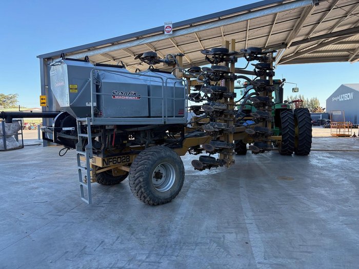 2016 SERAFIN ULTISOW 6M NARROW FOLD SINGLE DISC AIR SEEDER USED YELLOW