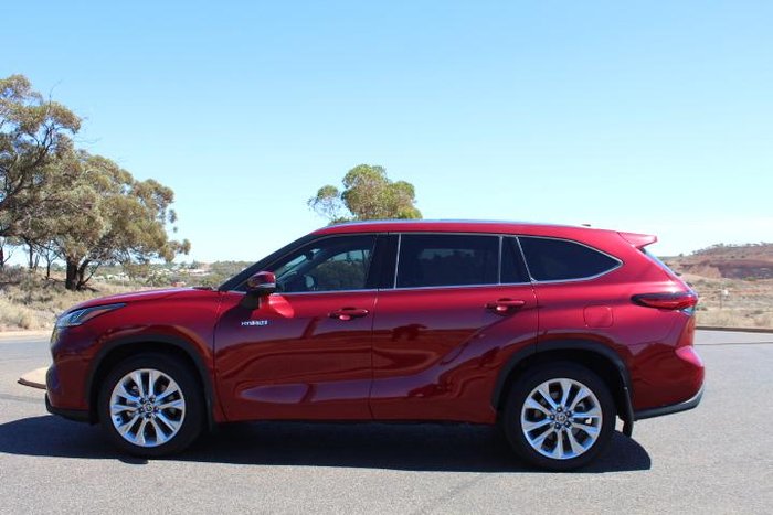 2021 Toyota Kluger Grande