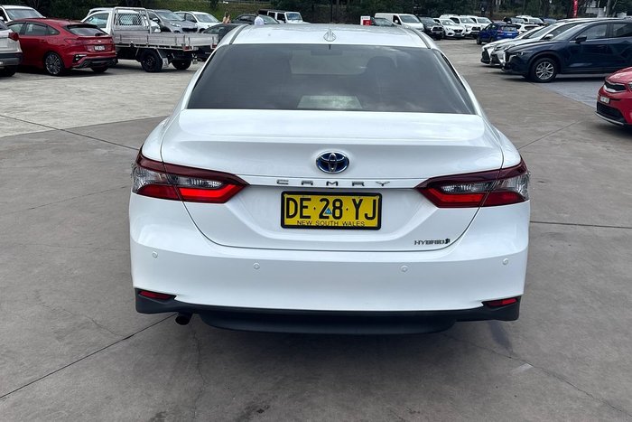 2022 Toyota Camry Ascent AXVH70R Glacier White