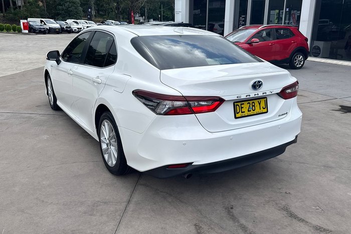 2022 Toyota Camry Ascent AXVH70R Glacier White