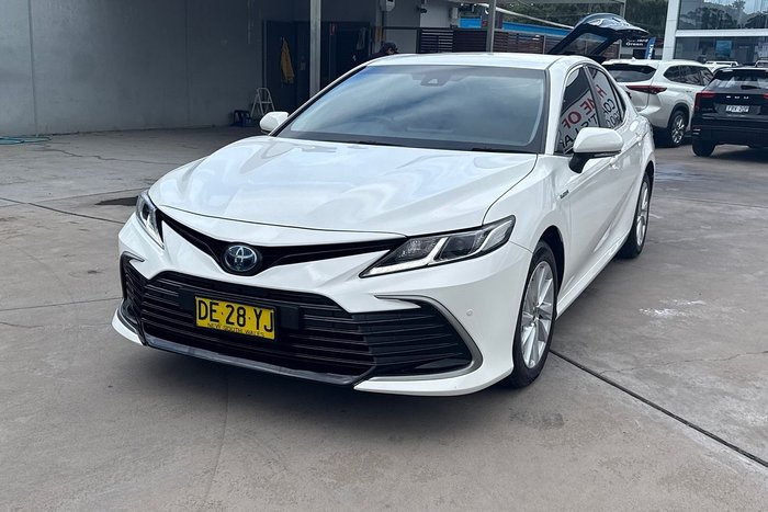 2022 Toyota Camry Ascent AXVH70R Glacier White