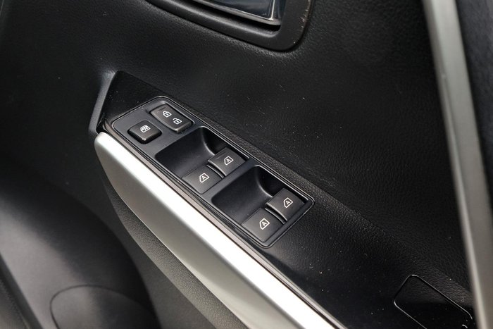 2022 Mitsubishi Pajero Sport GLX