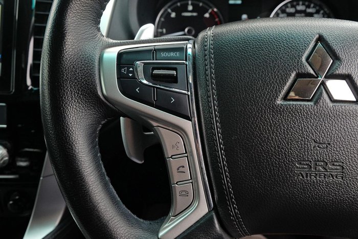 2022 Mitsubishi Pajero Sport GLX