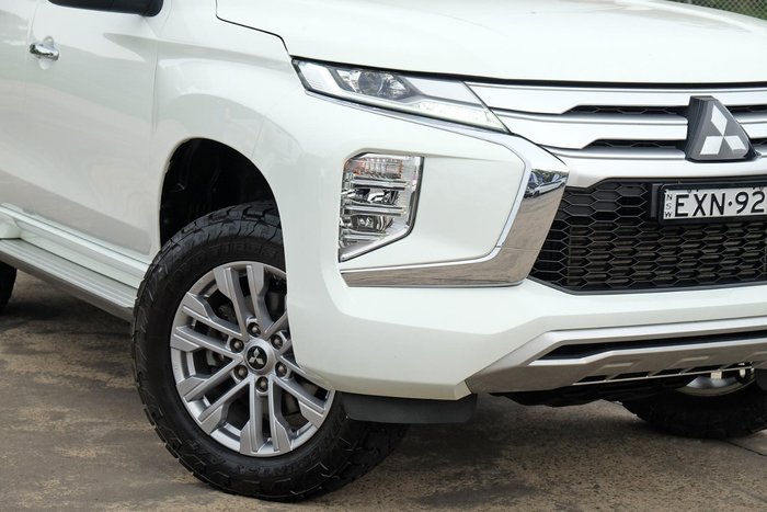 2022 Mitsubishi Pajero Sport GLX
