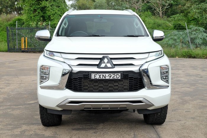 2022 Mitsubishi Pajero Sport GLX