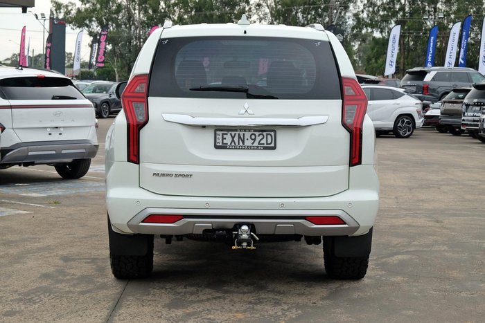 2022 Mitsubishi Pajero Sport GLX