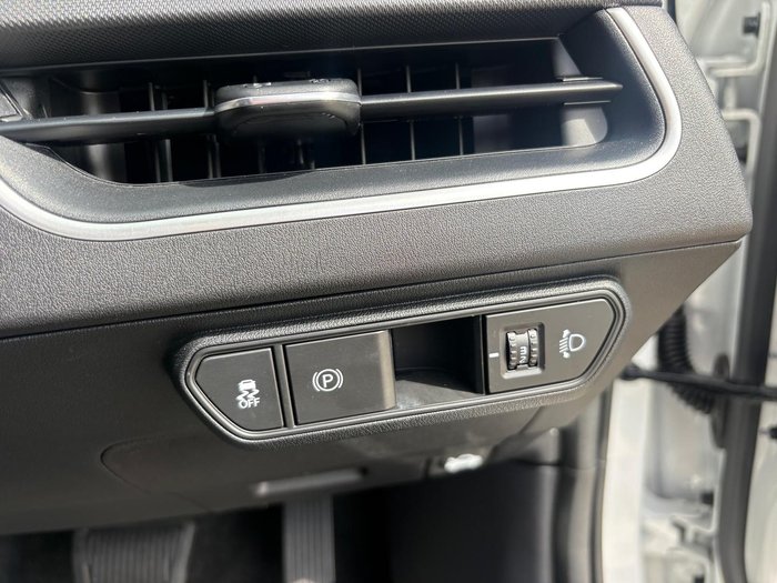 2025 Kia K4 S