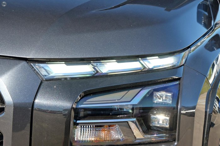 2025 Mitsubishi Triton GSR