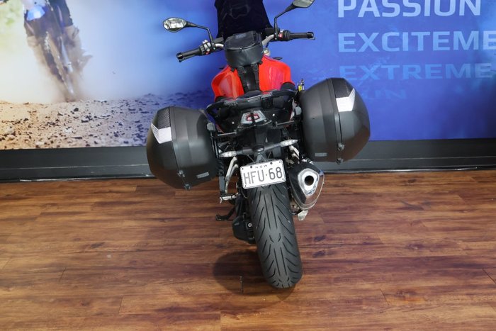 2017 BMW Motorrad R1200R SPORTS Red