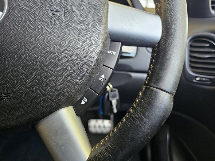 2004 Holden Monaro CV8 VZ Devil Yellow