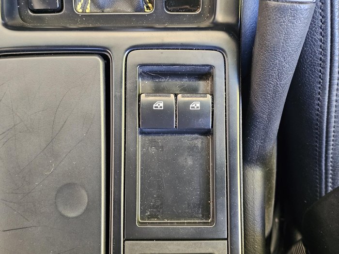 2004 Holden Monaro CV8 VZ Devil Yellow