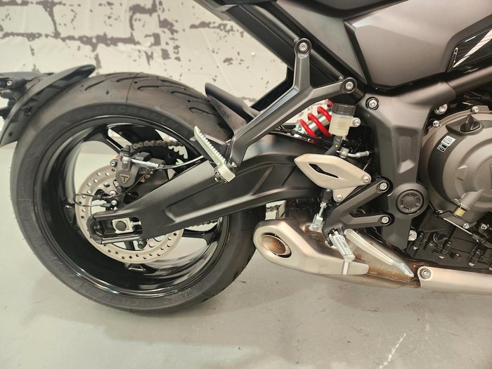 2026 Triumph Trident 660 Trident Yellow