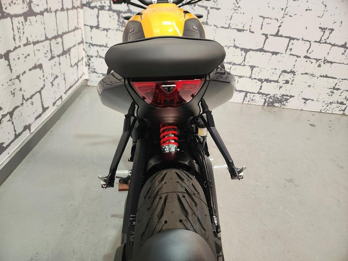2026 Triumph Trident 660 Trident Yellow