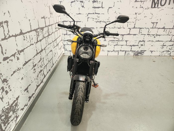 2026 Triumph Trident 660 Trident Yellow
